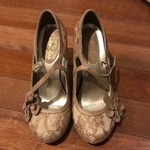 Gold Lace Mary Jane Heels